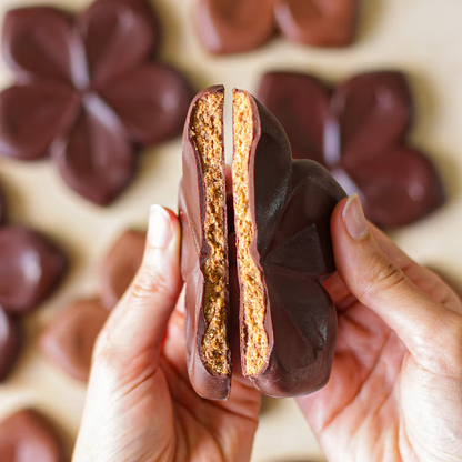 Tablette Fleur Praliné Noisette & Chocolat Noir